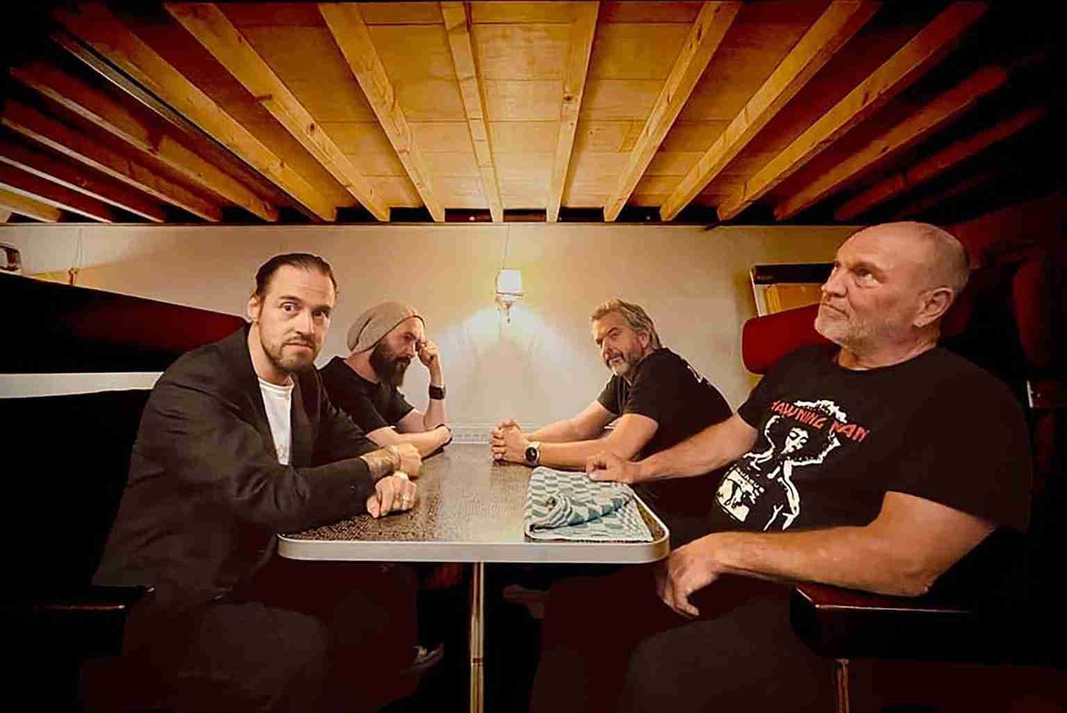 Track Premiere: del-Toros – ‘Groinswab’