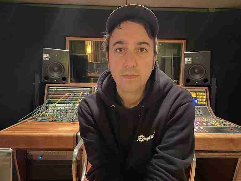 Producer Spotlight: Interview with Seth Manchester of Machines with Magnets Studio
