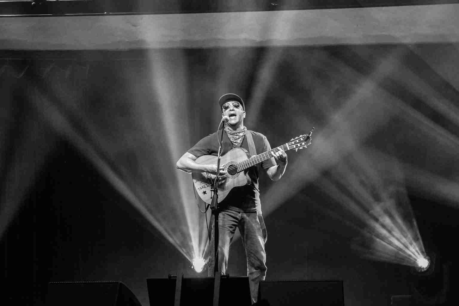 Photos: Tom Morello Receives the 2024 Woody Guthrie Prize at Cain’s Ballroom in Tulsa, OK